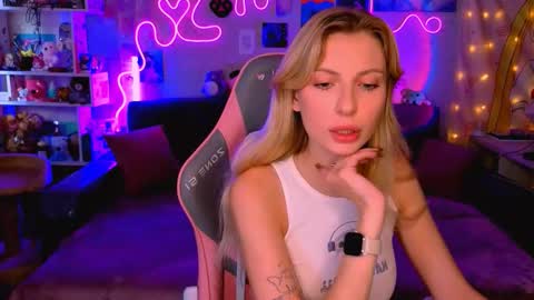 Maria online show from September 26, 2025, 1:53 am