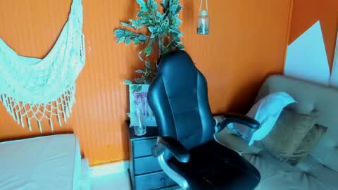 Snapshot of maria_turner1 chatting on May 11, 2026, 4:04 pm maria_turner1 online show from May 11, 2026, 4:04 pm