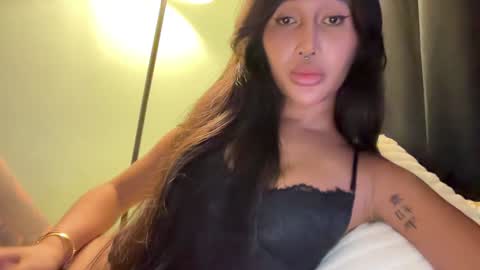 Snapshot of mariafatale_00 chatting on January 13, 2025, 4:50 am Maria online show from January 13, 2025, 4:50 am