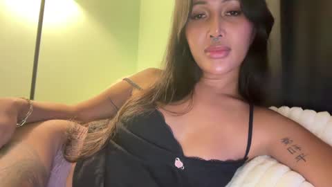 Snapshot of mariafatale_00 chatting on January 14, 2025, 1:04 am Maria online show from January 14, 2025, 1:04 am