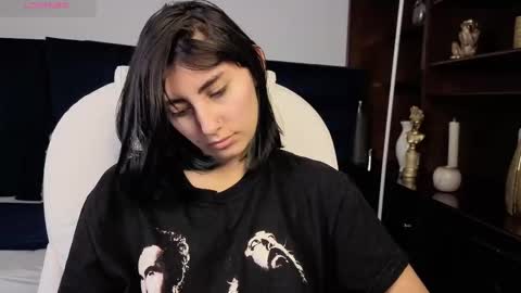 Maria online show from November 15, 2025, 7:21 pm