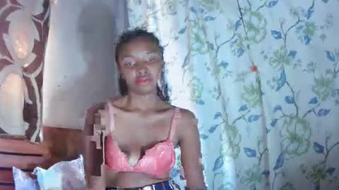 Snapshot of mariah586 chatting on November 11, 2025, 10:26 am Maria online show from November 11, 2025, 10:26 am