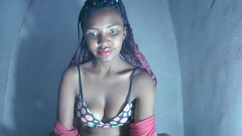 Snapshot of mariah586 chatting on November 14, 2025, 11:57 pm Maria online show from November 14, 2025, 11:57 pm