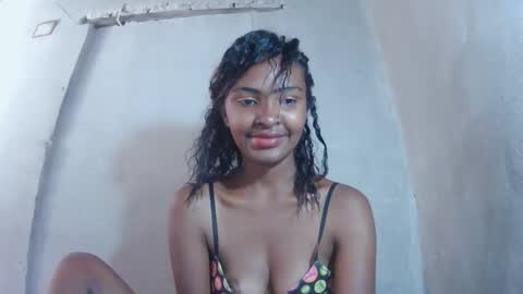 Snapshot of mariah586 chatting on November 17, 2025, 5:13 am Maria online show from November 17, 2025, 5:13 am