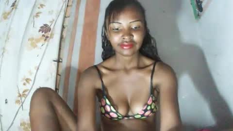 Snapshot of mariah586 chatting on November 20, 2025, 1:50 am Maria online show from November 20, 2025, 1:50 am