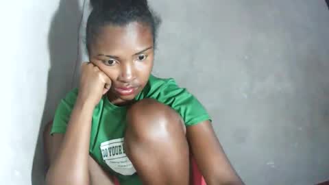 Snapshot of mariah586 chatting on December 1, 2025, 3:39 pm Maria online show from December 1, 2025, 3:39 pm