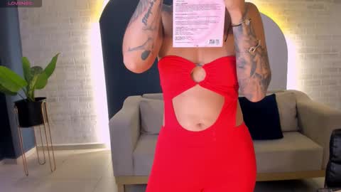 MARIA HERRERA  online show from November 22, 2025, 9:58 pm