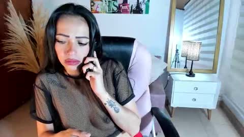 Snapshot of mariam_lopez__ chatting on November 1, 2025, 7:27 pm Mariam online show from November 1, 2025, 7:27 pm