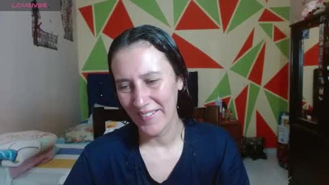 mariam_wish1 online show from April 14, 2026, 6:03 pm