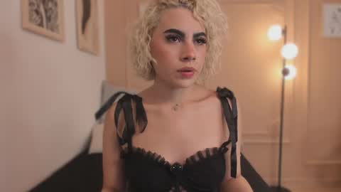 Marian online show from February 16, 2026, 7:10 pm