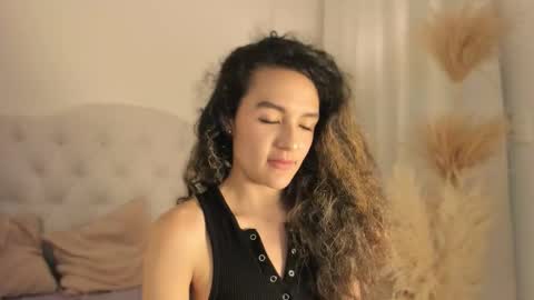 Marian online show from February 24, 2026, 4:43 am