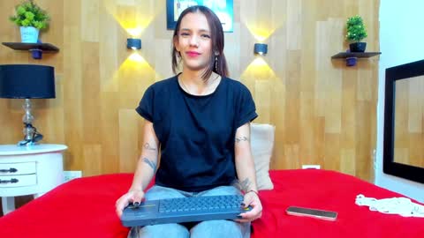 Mariana Angel online show from December 19, 2024, 1:28 am