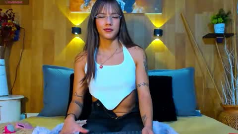 Snapshot of mariana_aangel chatting on May 4, 2026, 3:19 pm Mariana Angel online show from May 4, 2026, 3:19 pm