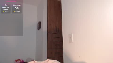 Mariana online show from November 26, 2025, 10:55 pm