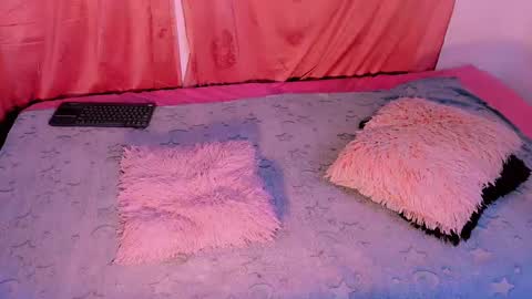 Mariana online show from November 11, 2025, 11:10 am