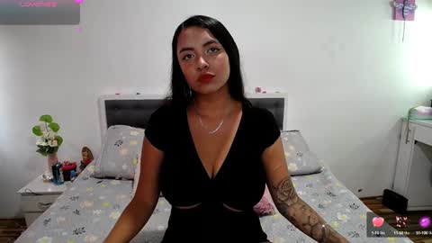 mariana_sara online show from January 21, 2025, 12:39 pm