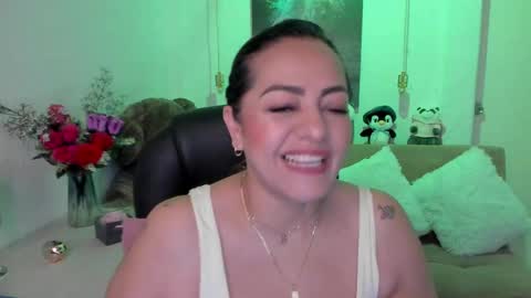 Snapshot of marianalopez81 chatting on February 22, 2025, 12:16 am Mariana Lopez online show from February 22, 2025, 12:16 am