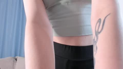 Snapshot of marianbramblett chatting on January 15, 2026, 6:29 am Mendy online show from January 15, 2026, 6:29 am