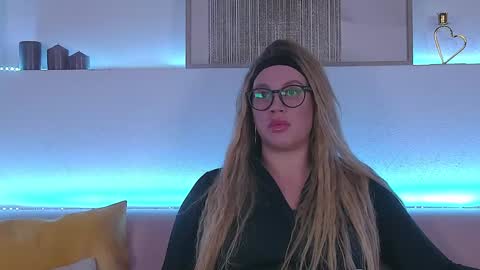 Snapshot of marianeumann chatting on January 31, 2025, 7:08 pm Maria online show from January 31, 2025, 7:08 pm