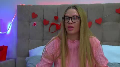 Snapshot of marianeumann chatting on February 14, 2025, 7:33 pm Maria online show from February 14, 2025, 7:33 pm