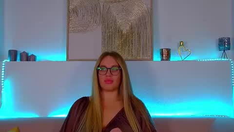 Snapshot of marianeumann chatting on March 1, 2025, 6:54 pm Maria online show from March 1, 2025, 6:54 pm