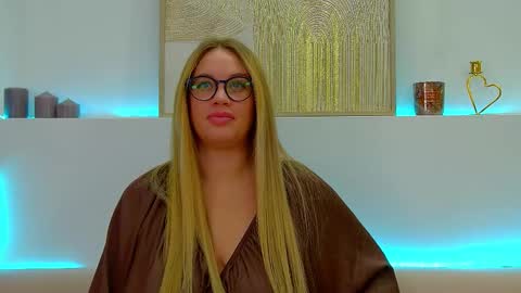 Snapshot of marianeumann chatting on March 2, 2025, 4:07 am Maria online show from March 2, 2025, 4:07 am