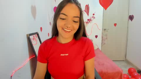 Snapshot of mariangel_3 chatting on February 14, 2025, 10:47 pm Mariangel online show from February 14, 2025, 10:47 pm