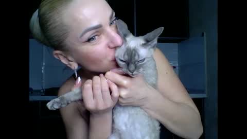 marianna1977 online show from February 28, 2025, 7:56 pm