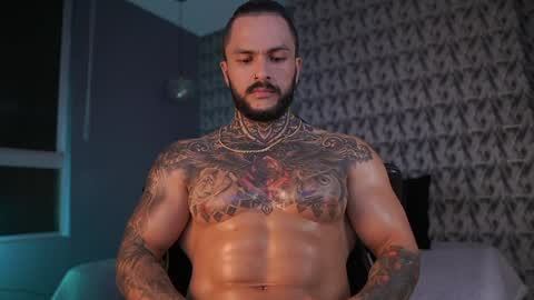 Snapshot of mariano_costa chatting on December 17, 2024, 2:55 am Mariano Costa online show from December 17, 2024, 2:55 am