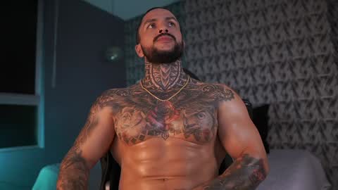 Snapshot of mariano_costa chatting on December 18, 2024, 5:48 am Mariano Costa online show from December 18, 2024, 5:48 am