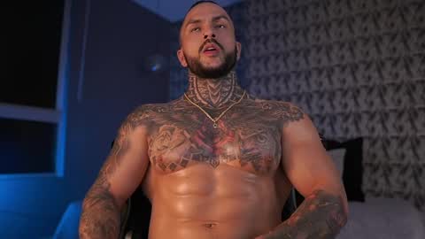 Snapshot of mariano_costa chatting on January 6, 2025, 2:15 am Mariano Costa online show from January 6, 2025, 2:15 am