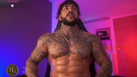 Snapshot of mariano_costa chatting on November 22, 2025, 2:21 am Mariano Costa online show from November 22, 2025, 2:21 am