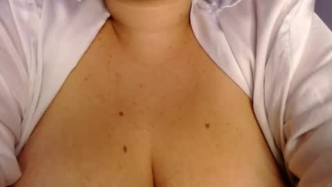 Maria  paulina online show from May 14, 2026, 7:26 am