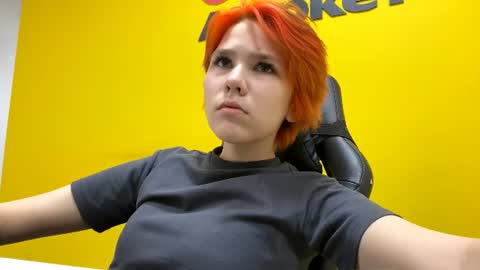 Snapshot of maribelvaneffen chatting on June 30, 2026, 9:10 am Mia online show from June 30, 2026, 9:10 am