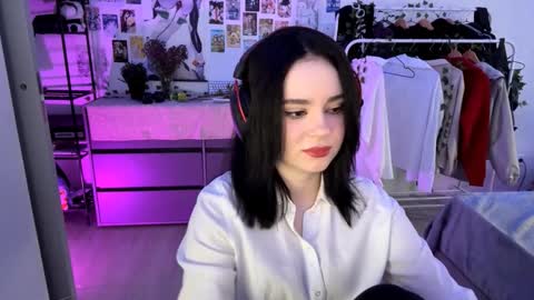 Emily online show from October 14, 2025, 6:14 am