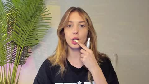 Masha online show from October 22, 2025, 11:32 am