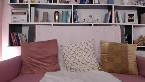 Snapshot of marie_antoinette62 chatting on December 22, 2025, 4:04 pm Maria online show from December 22, 2025, 4:04 pm