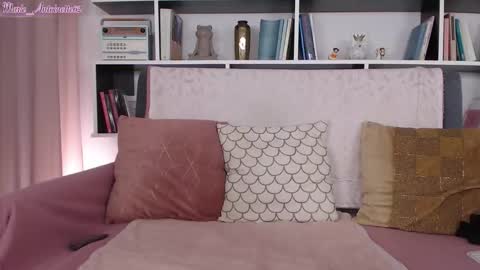 Snapshot of marie_antoinette62 chatting on January 15, 2026, 6:44 pm Maria online show from January 15, 2026, 6:44 pm