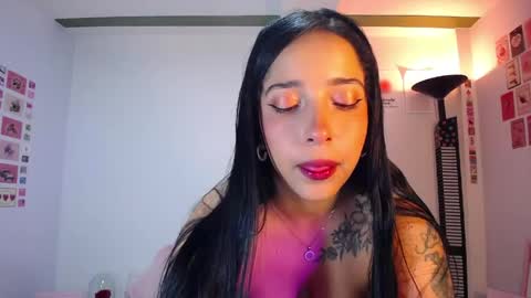 Nicolle online show from May 24, 2026, 3:55 am