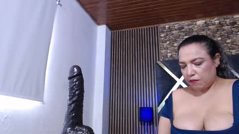 Snapshot of marie_hss chatting on December 2, 2025, 5:30 pm marie_hss online show from December 2, 2025, 5:30 pm