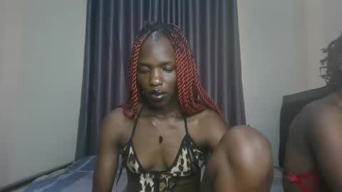 Snapshot of marie_louis chatting on March 18, 2026, 9:34 am Marie online show from March 18, 2026, 9:34 am