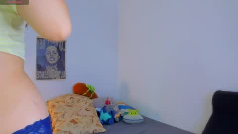 Mariee online show from May 13, 2026, 8:49 pm