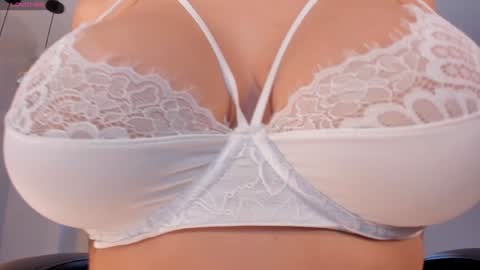  Im Marie Jane  online show from December 19, 2024, 3:19 pm