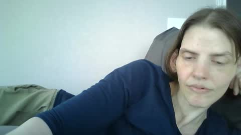 Snapshot of mariejojo chatting on May 4, 2026, 2:46 pm Mariejojo online show from May 4, 2026, 2:46 pm