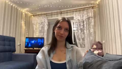 Snapshot of marielamilewski chatting on November 6, 2025, 2:18 pm Marie online show from November 6, 2025, 2:18 pm