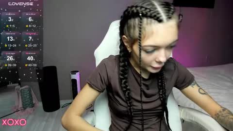 Maria  online show from October 30, 2025, 10:06 am