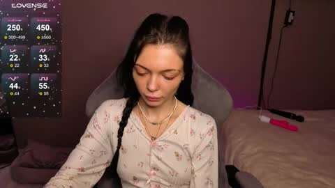 Snapshot of mariella__adams chatting on April 23, 2026, 5:26 pm Maria online show from April 23, 2026, 5:26 pm
