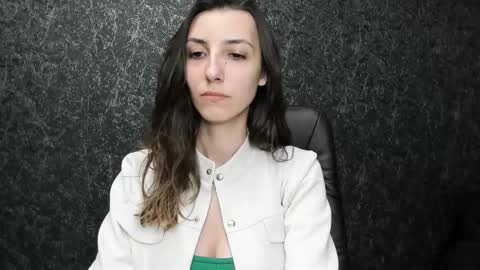 Snapshot of marielleanker chatting on October 14, 2025, 3:02 pm marielleanker online show from October 14, 2025, 3:02 pm