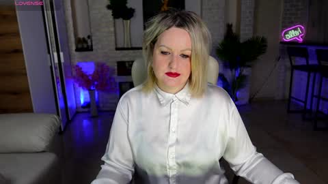 mariemlui online show from April 5, 2026, 2:47 pm