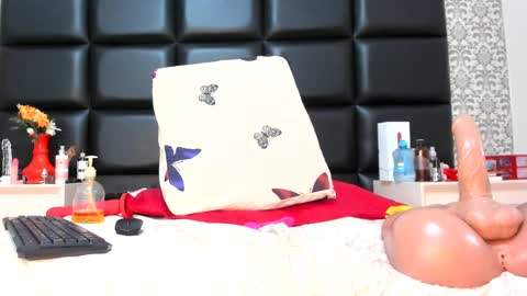 Snapshot of mariiana_fox chatting on February 13, 2025, 3:56 pm mariana online show from February 13, 2025, 3:56 pm